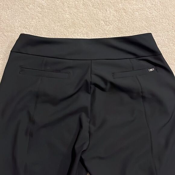 Tail Ladies Mulligan 22” Pull On Golf Capris. Size 8 - Picture 10 of 12
